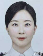 (대구=뉴스1) 남승렬 기자 = 대구소방안전본부 119종합상황실 상황요원이 기지를 발휘해 극단적 선택을 하려던 대학생을 구했다. 사진은 상황요원 유민아 소방장. (대구소방본부 제공. 재판매 및 DB 금지)/뉴스1