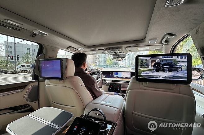 지난 24일, 서울과 강원도 일대에서 5세대 부분변경 캐딜락 '에스컬레이드'를 경험해 봤다(오토헤럴드 김훈기 기자)&nbsp;