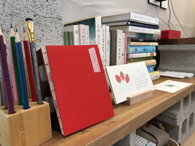 고요한 분위기가 돋보이는 강원도 평창 북스테이 / 사진=에어비앤비