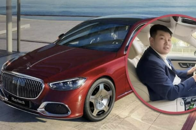 중국 베이징에서 3억원짜리 마이바흐를 구매해 택시 호출 서비스를 운영하는 위안(30). [사진 출처 = SCMP 캡처]