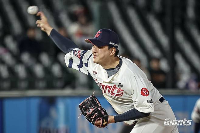 프로야구 롯데 자이언츠 마무리 투수 김원중. 2025.04.16. (사진=롯데 제공) *재판매 및 DB 금지