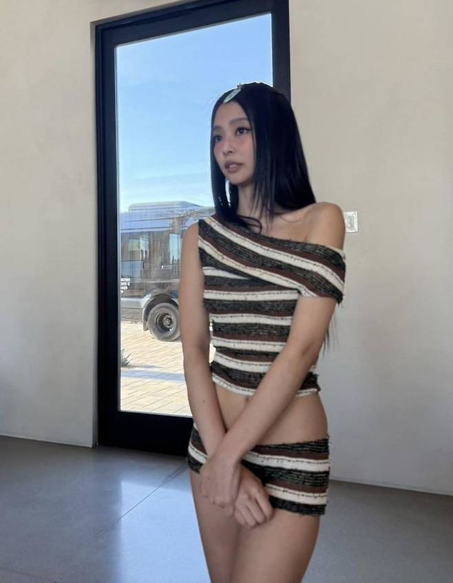 [서울=뉴시스] 제니. (사진=제니 인스타그램 캡처) 2025.04.25. photo@newsis.com *재판매 및 DB 금지