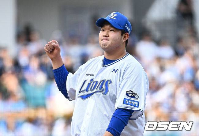 [OSEN=대구, 이석우 기자] 19일 대구삼성라이온즈파크에서 2025 신한 SOL 뱅크 KBO 리그 삼성 라이온즈와 롯데 자이언츠의 경기가 열렸다. 홈팀 삼성은 김대호가, 방문팀 롯데는 김진욱이 선발 출전했다. 삼성 라이온즈 선발 투수 김대호가 주먹을 불끈 쥐고 있다. 2025.04.19 / foto0307@osen.co.kr