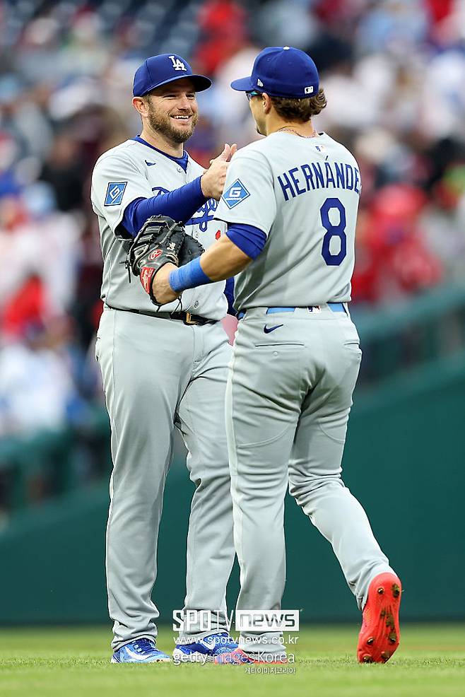 ▲ 올 시즌 극도의 타격 부진으로 시즌 중도 방출설이 제기되고 있는 맥스 먼시와 키케 에르난데스