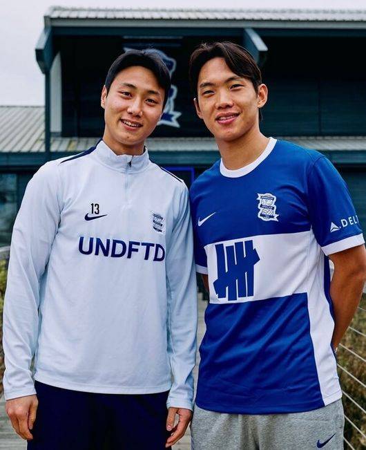 ▲ 백승호와 이명재가 3부리그를 하루빨리 벗어나는 건 개인적으로나 2026 북중미 월드컵을 앞둔 대표팀 입장에서도 더할나위 없이 좋다. 백승호도 홍명보호 중원을 책임질 후보군 중 한 명이기에 다음 시즌 챔피언십에서 경쟁력을 상승시키는 게 여러모로 이득이다. ⓒ 버밍엄 시티