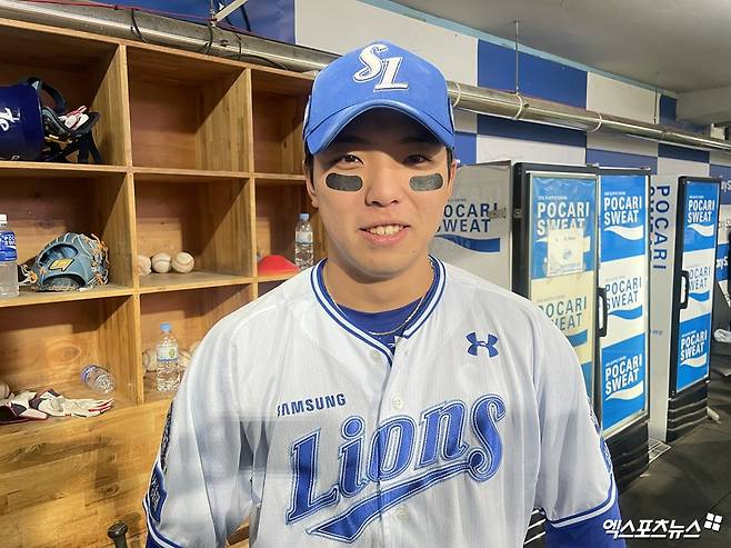 삼성 라이온즈 김영웅이 24일 대구 KIA 타이거즈전에서 활약한 뒤 기념촬영하고 있다. 엑스포츠뉴스 대구, 최원영 기자