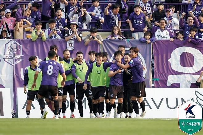 FC안양이 제주SK를 2-1로 이겼다.(한국프로축구연맹 제공)