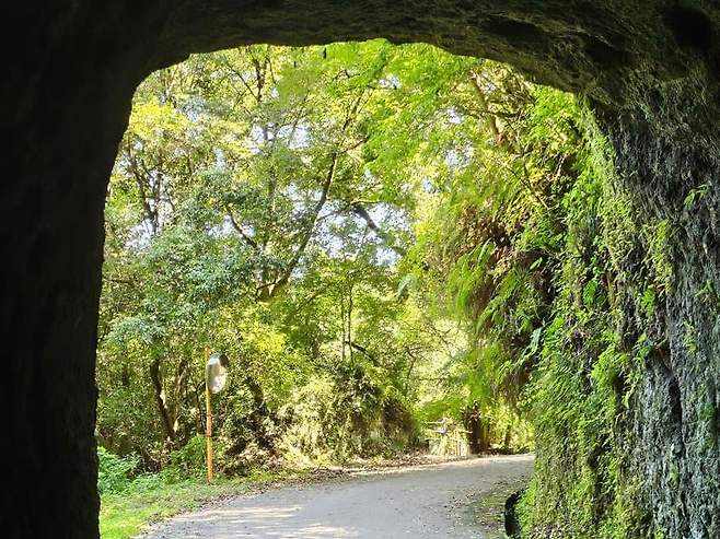 28b9d932da836ff23bec85e042857d65e8f8b7d159af884972e73aad0b7760012f93cc