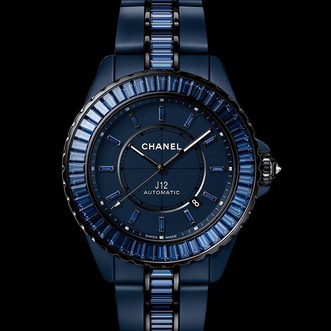 J12 블루 38mm 사파이어 워치.