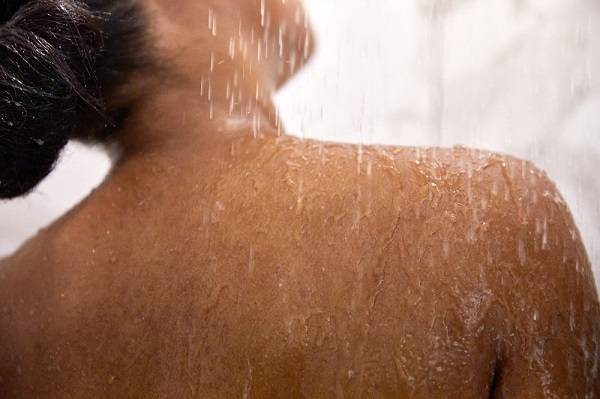 영국 웰니스 전문가 브라이언 클라크가 찬물 샤워의 효능을 소개했다./사진=게티이미지뱅크