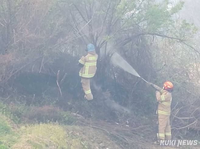 강원 인제군 남면 하남리 인근 산불 현장. (사진=강원소방본부)