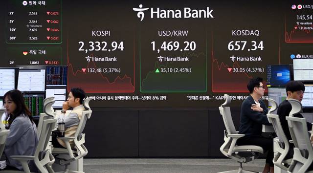 하나은행 들링룸 모니터. 윤성호 기자