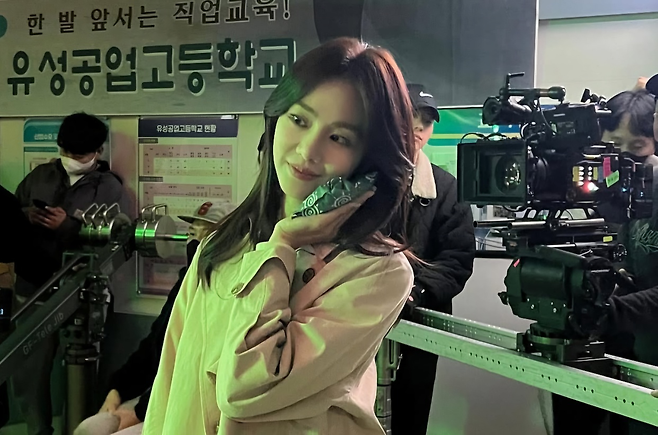 티빙 오리지널 ‘스터디그룹’ 촬영 현장 [배우 한지은 SNS 갈무리]