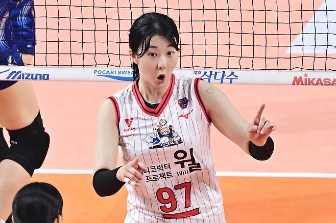 한국-태국 여자배구 올스타 슈퍼매치에 뛰었던 강소휘 [한국배구연맹 제공. 재판매 및 DB 금지]