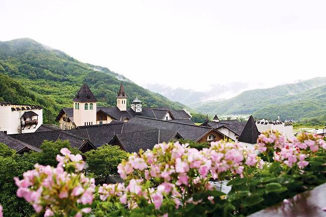 ▲ 부영그룹 무주덕유산리조트 봄 풍경./사진제공=부영그룹