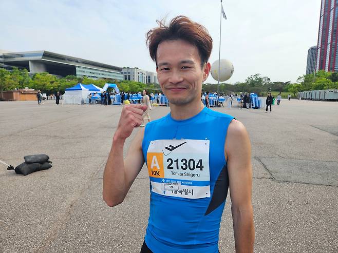 남자 10km 부문 우승자 일본인 토시마 시게루씨. /양승수 기자