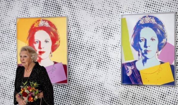 네덜란드 베아트릭스 여왕을 묘사한 앤디 워홀의 작품 ⓒ연합뉴스