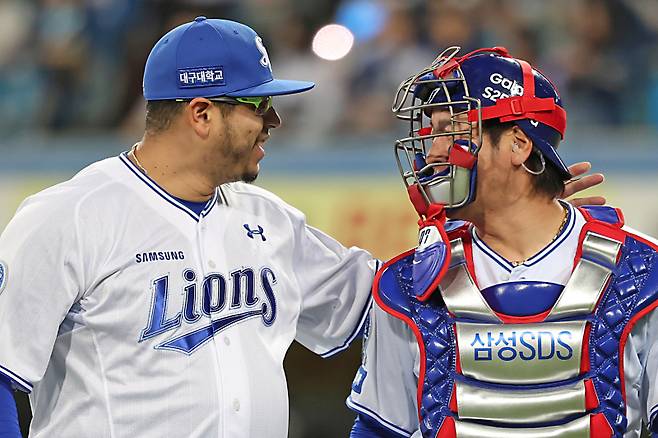 삼성 후라도-강민호. 삼성 제공