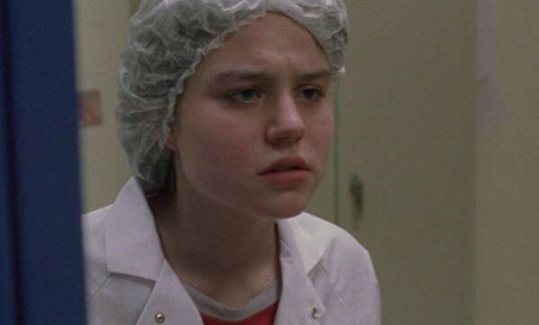 영화 '로제타'에서 주연을 맡은 에밀리 드켄의 모습. IMDb 제공