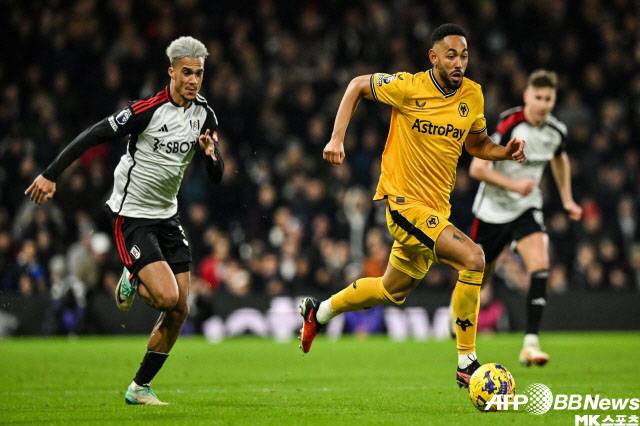 울버햄프턴 원더러스 브라질 스트라이커 마테우스 쿠냐(사진 오른쪽). 사진=AFPBBNews=News1