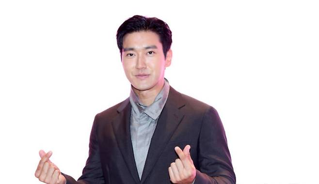 최시원이 10년 전 매입한 건물의 시세 차익으로 40억원을 거둘 것으로 예상된다. 뉴시스