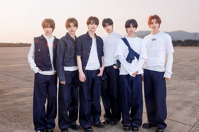 플레디스 엔터테인먼트(PLEDIS)