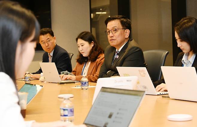 인터뷰 하는 최상목 부총리 [기획재정부 제공. 재판매 및 DB 금지]