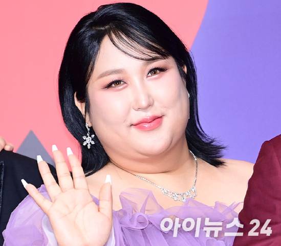 지난 2023년 풍자가 서울 마포구 상암 SBS 상암프리즘 타워에서 열린 '2023 SBS 연예대상' 시상식에 참석하고 있다. [사진=정소희 기자]