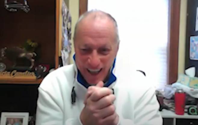 그레이스 비긴스 유튜브 캡처.