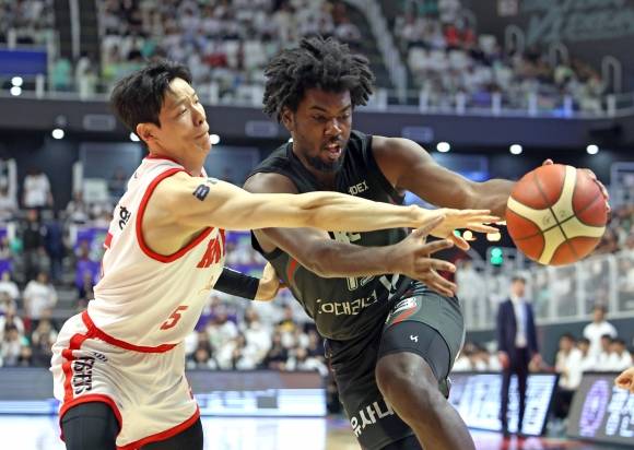 레이션 해먼즈. 뉴시스