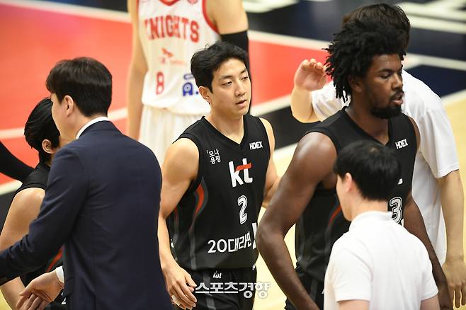 허훈(가운데) | KBL 제공
