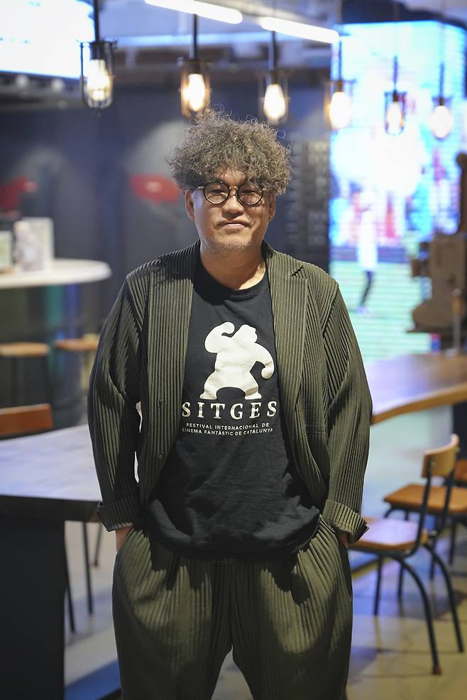 김홍선 감독/ 사진제공=웨이브