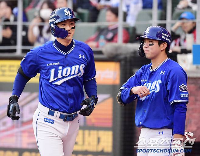 29일 인천 SSG랜더스필드에서 열린 KBO리그 SSG와 삼성의 경기. 1회초 선취 솔로홈런을 날린 삼성 구자욱. 인천=송정헌 기자songs@sportschosun.com/2025.04.29/