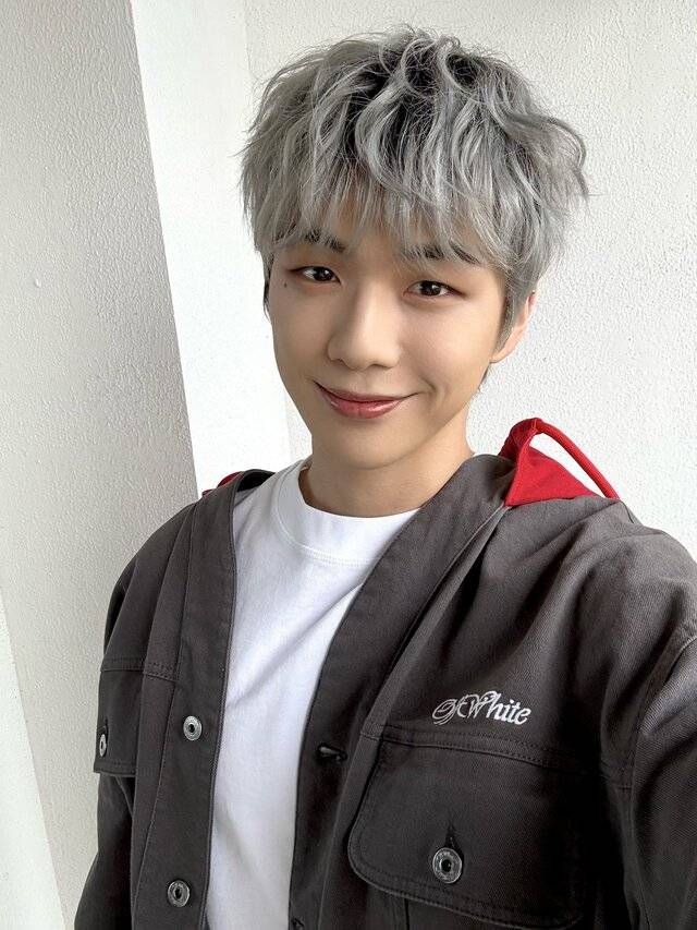 강다니엘은 순한 강아지상으로 여심을 사로잡았다. / 강다니엘 공식 X