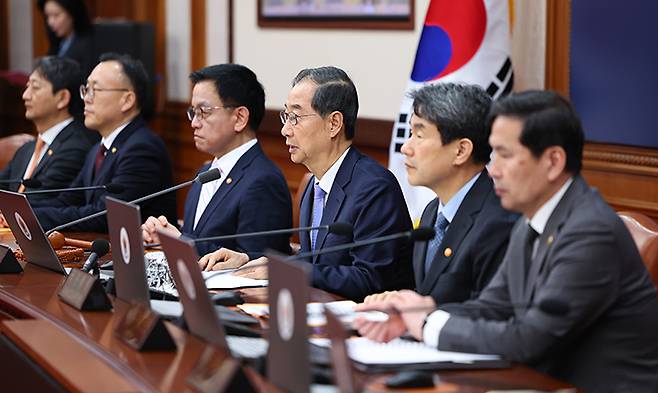한덕수 대통령 권한대행 국무총리가 29일 정부서울청사에서 열린 국무회의에서 발언하고 있다.(사진=저작권자(c) 연합뉴스, 무단 전재-재배포 금지)