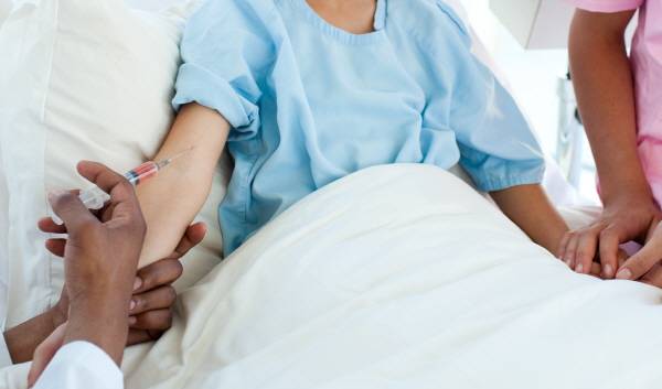 현재 국내에도 희귀의약품이나 소아의약품 임상을 진행하면 시장독점권을 부여하는 제도가 있다. 다만, 해외 선진국과 비교하면 여전히 관련 법안이 부족한 상태다. 최정윤 교수는 “제약사 R&D 지원, 소아 필수의약품 생산 시 인센티브 제공 등 근본적으로 개발·생산 동기를 부여할 수 있는 정책이 필요하다”고 말했다. / 사진 = 클립아트코리아