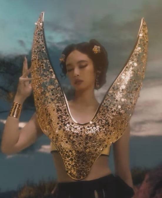 /사진=제니 '젠' 뮤직비디오