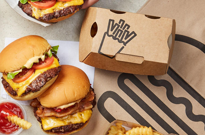 쉐이크쉑의 버거 제품. [사진제공=쉐이크쉑]