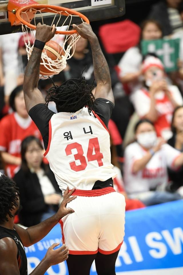 kt는 워니 한 명에게 패했다. 그만큼 압도적이었던 그다. 사진=KBL 제공