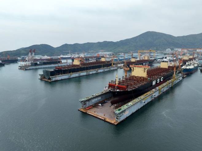 한화오션 부유식 도크./사진제공=한화오션