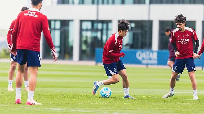 ▲ 아스널전 대비 훈련 중인 이강인 ⓒ 파리 생제르맹