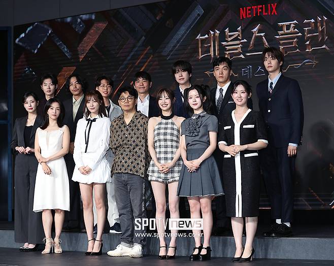 ▲ 정종연 PD 이세돌 규현 강지영 윤소희 세븐하이 이승현 정현규 최현준 츄 김하린 박상연 손은유 티노 ⓒ곽혜미 기자