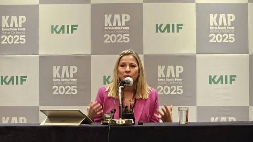 세계원자력협회(WNA) 사마 빌바오 레온 사무총장 (서울=연합뉴스) 세계원자력협회(WNA) 사마 빌바오 레온 사무총장이 29일 서울 중구 롯데호텔에서 열린 '한국원자력연차대회·국제원자력산업전'에 앞서 언론과 인터뷰 하고 있다. 2025.4.29.[한수원 제공. 재판매 및 DB 금지]