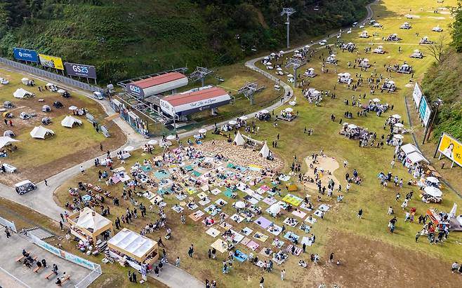 지난해 빵시장 축제장 전경 [엘리시안강촌 제공.재판매 및 DB 금지]