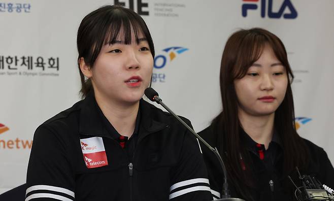 답변하는 전하영<저작권자(c) 연합뉴스, 무단 전재-재배포, AI 학습 및 활용 금지>