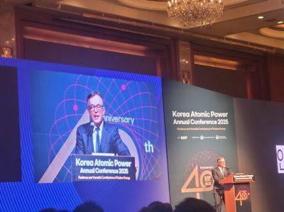 크리스 앤더슨 TED 대표가 29일 열린 '2025 한국원자력연차대회'에서 기조연설을 하고 있다. 강희종기자