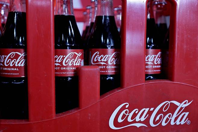 유리병에 담긴 코카콜라. /AFP연합뉴스