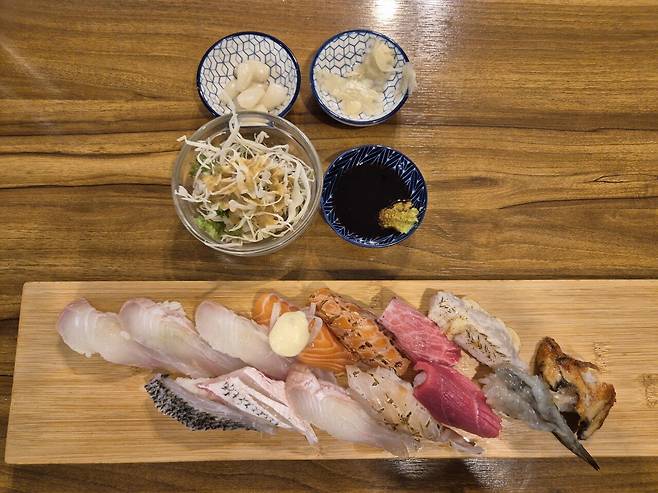 참다랑어랑 감성돔 모듬 초밥