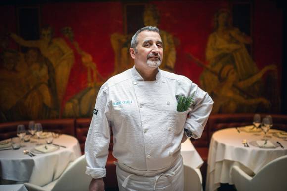 이탈리아 토스카나 요리의 거장 체사레 카셀라 셰프. [사진=마누테라스]