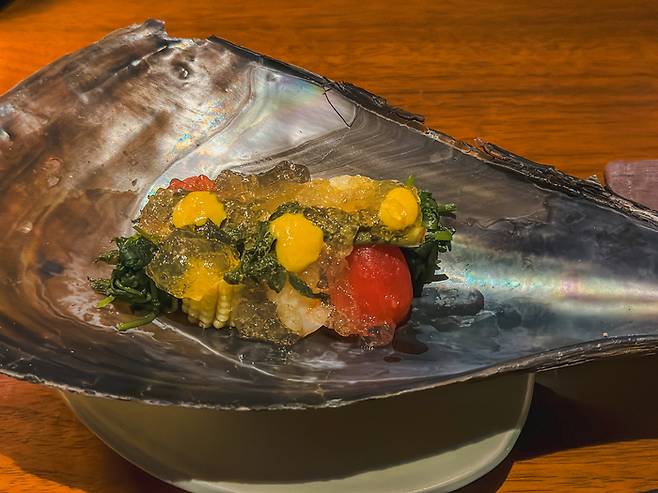 키조개 관자와 새우 / 사진=권효정 여행+ 기자